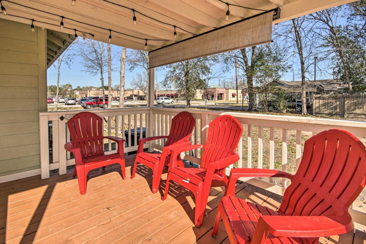 Charming Country Cottage, Walk To Main Street! Tomball Bagian luar foto